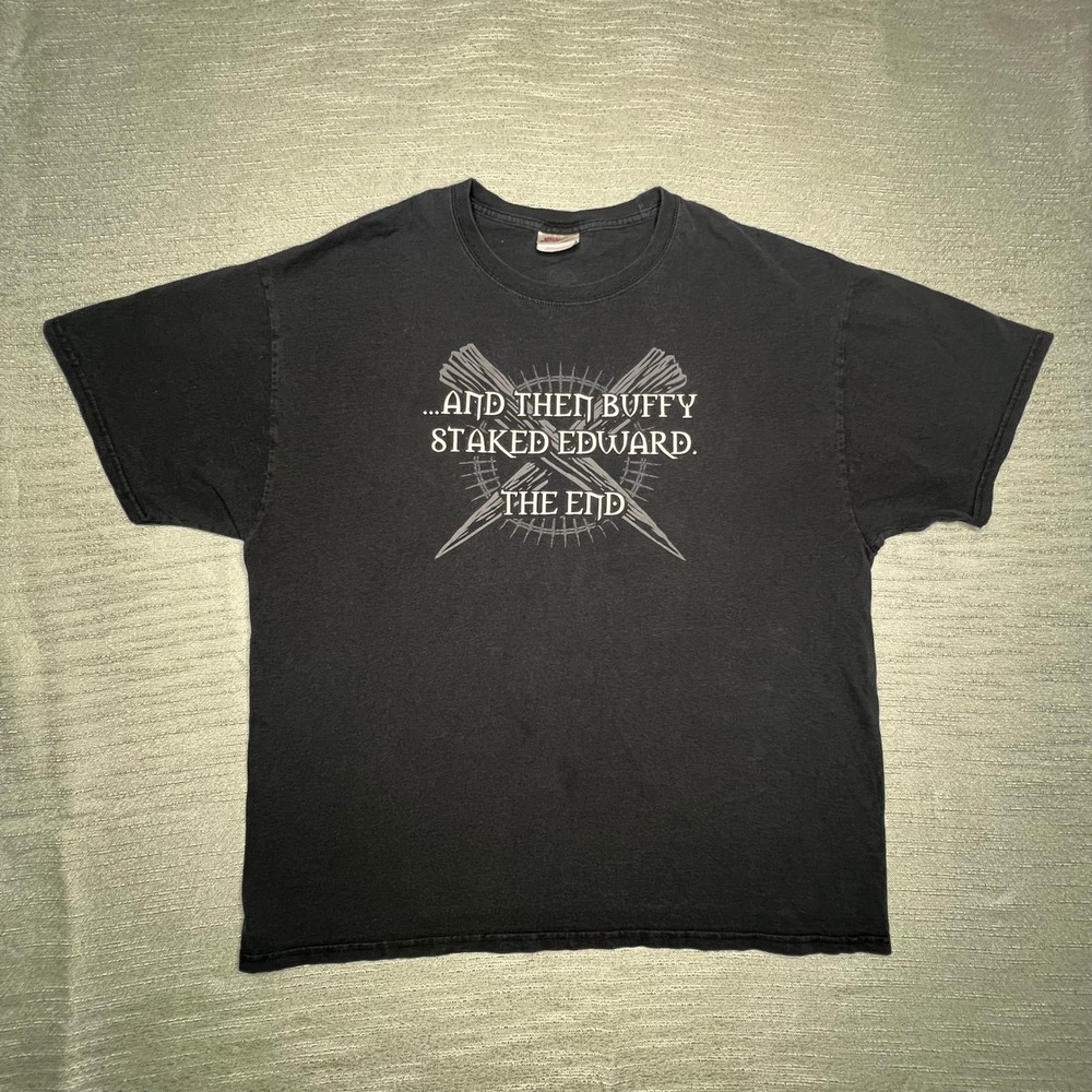 Jinx Buffy Staked Edward Twilight Parody Graphic T-Shirt Black XL Hanes